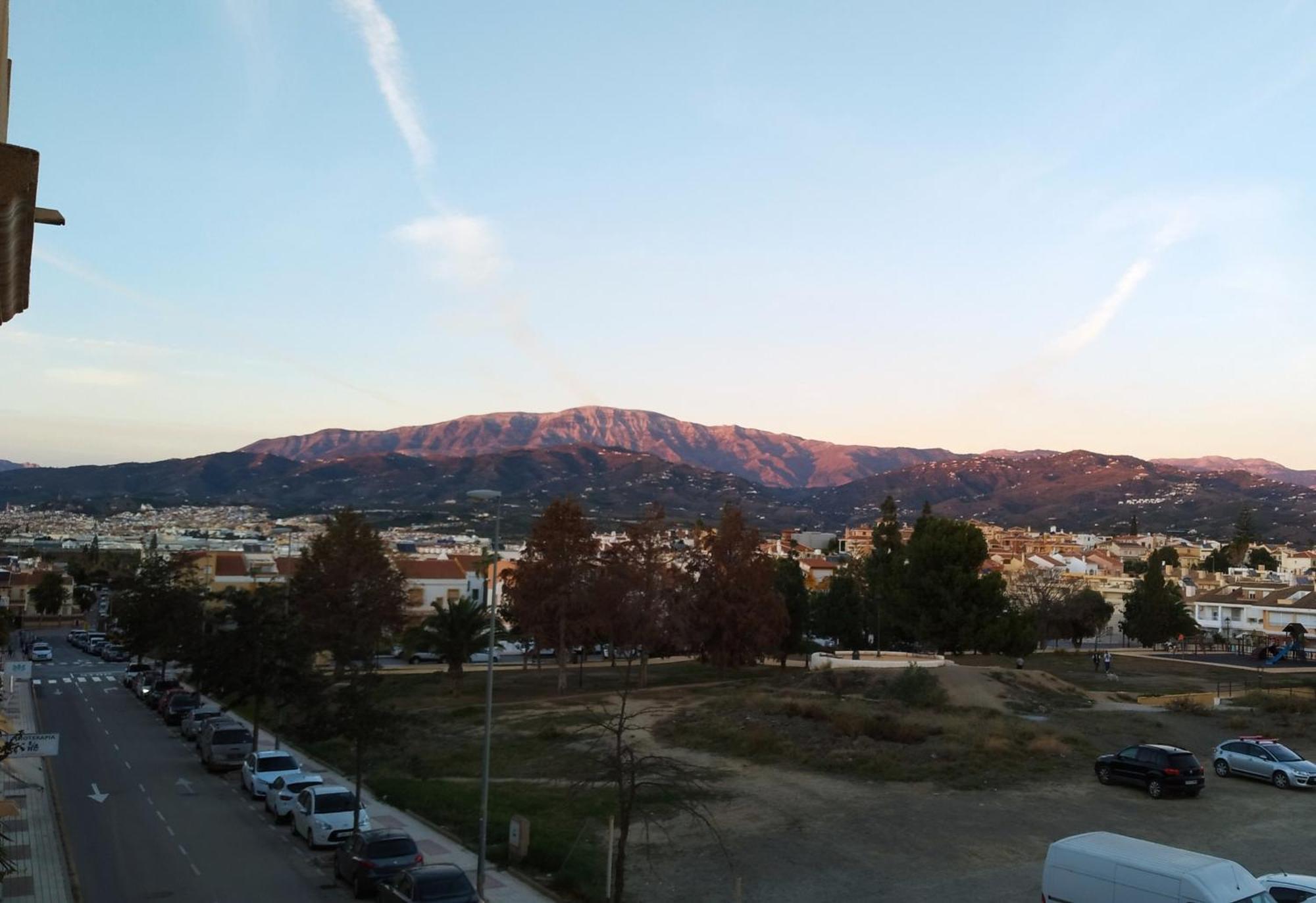 Fastastico Apto Torre Del Mar Parking Wi-Fi Bagian luar foto